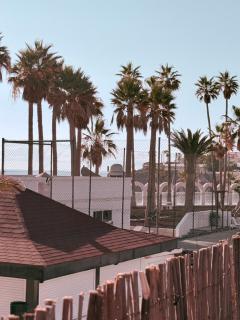 Dobby Ocean Apartments - 1