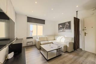 Comfort, Style & Value near Barceloneta Beaches - 9