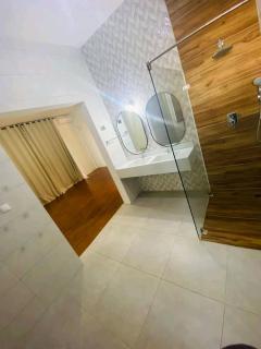 Gloria plaza - Bissau - 4