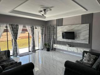 Cranfield Cottage - Salima - 3
