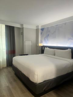 Four Points by Sheraton New York Downtown - 5