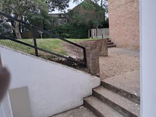 Apartment Sleeps 3 - Garden Pets Welcome - 4