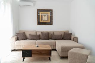 Villa Merkaj - Sarandë - 1