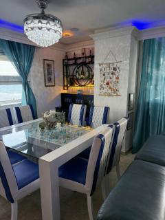 Beachfront Three Bedroom apt with Jacuzzi - 3