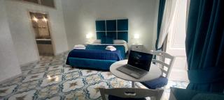 Neapolis Rooms Santa Lucia - 3