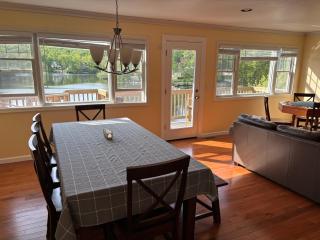 Large family house on the lake - Hewitt - 0