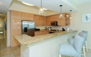 Crescent 305 - 6