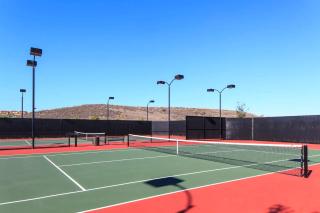 Luxury 2-Bed with Pool, Steps from Irvine Spectrum Center - Irvine - 7