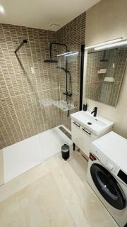 2 maisons 2 piscines idéal groupes & familles - Saint-Maximin - 7