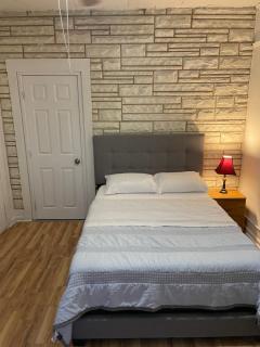 Private Room #1 on Taylor - Phoenix - 2