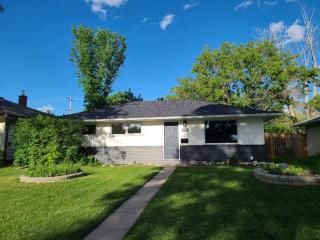 Spacious 3-Bedroom Home. - 6