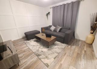 Spacious 3-Bedroom Home. - Regina - 1