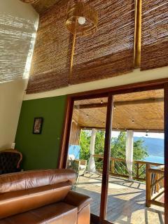 Jacuzzi e Piscina com Borda Infinita e Vista Incrível para o Mar - 4