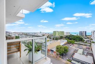 Skyview Luxe at Marquis - Cairns - 9