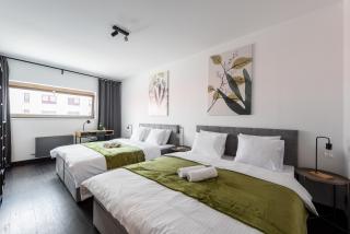 Family apartment with balcony in center of Prague - 8