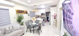 Luxury Escape at Serenity Palms Ja, Modern & Stylish - 0