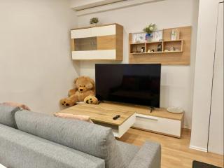 Spacious Stone Belvedere Apartment - Wien - 0