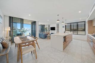 Kings Beach Oceanfront Oasis - Caloundra - 4
