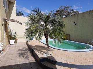 Sobrado com piscina - Canoas - 0