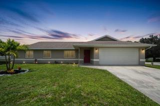 Port Charlotte home, a few minutes to everything - 0