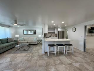Charming 3-bedroom House In Delightful Englewood - 4