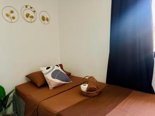 A 2-BR house in General Luna with Fast WiFi - Catangnan - 2