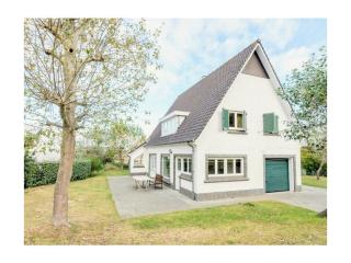 Holiday home in De Panne with barbecue - 9