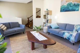 Treetops by the Sea - 4