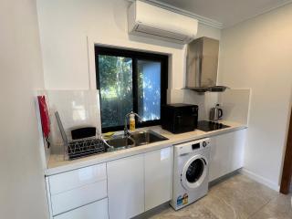 Entire new granny flat with 3 bedrooms 2 bathrooms - Sydney - 6