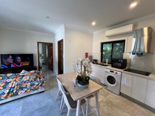 Entire new granny flat with 3 bedrooms 2 bathrooms - Sydney - 0