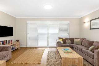 Best Location-100m from beach, town and coffee - 0