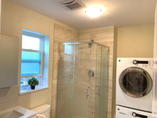 Private Laneway Retreat - Vancouver - 1