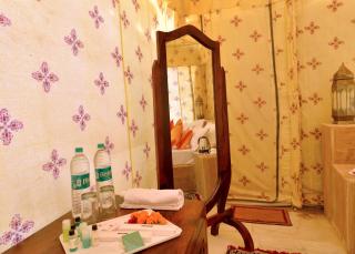 Jaisalmer Sand Dunes Luxury Camp And Resort - Jaisalmer - 1
