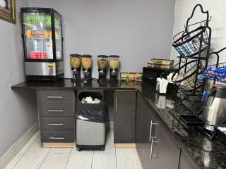 Microtel Inn & Suites by Wyndham Tuscaloosa East - Cottondale - 9