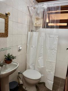 Brisa Suítes Itaguá com Ar Condicionado e Frigobar - Ubatuba - 5