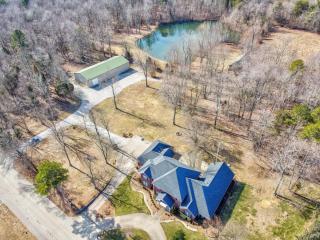 Large Home Sleeps 24 in Santa Claus 5 Mins from Holiday World with a Game Room - Santa Claus - 0