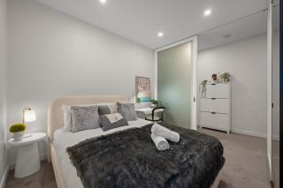 Cosy CBD Park Views Retreat - Melbourne - 7