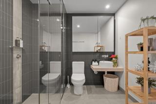 Cosy CBD Park Views Retreat - 3