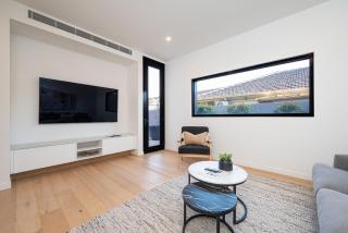 The Executive in Caulfield South - 1