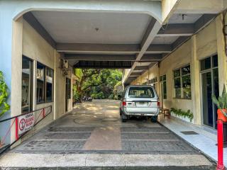 RedDoorz at Hotel Tampiarto Probolinggo Jawa Timur - Probolinggo - 8
