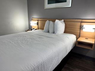 Microtel Inn & Suites by Wyndham Tuscaloosa East - Cottondale - 8