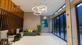 City Comfort Inn Shaoguan Biguiyuan Phoenix City Gold Village - Shaoguan - 4