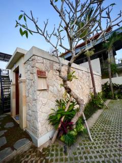 Suastia House Ubud - Ubud - 3