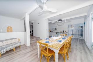 4BR Coastal Retreat With Pool - 0