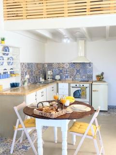 ALEMINAS House 2 - 6