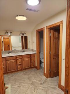 Omega House in Wichita - 9