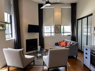 THE DEVLIN APARTMENTS 2 Bedroom Apartment near GMHBA stadium in Geelong - G04 - 9