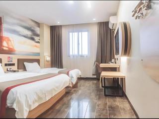 Thank Inn Hotel Anhui Fuyang Funan County Yunhe Dong Road - Funan - 1