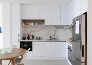 Central Stylish 2BR Apt in Southbank - 6