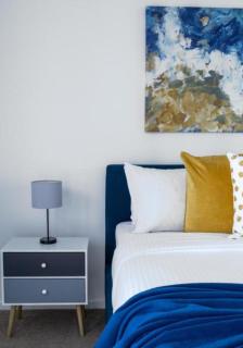 Central Stylish 2BR Apt in Southbank - Melbourne - 3